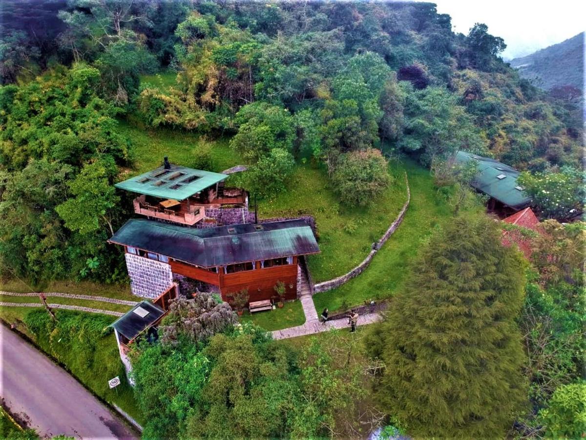 Finca Petrona Calacali Exterior photo
