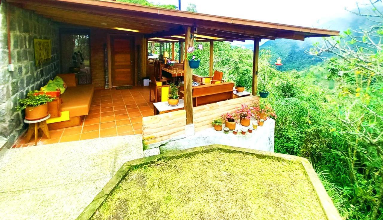 Finca Petrona Calacali Exterior photo